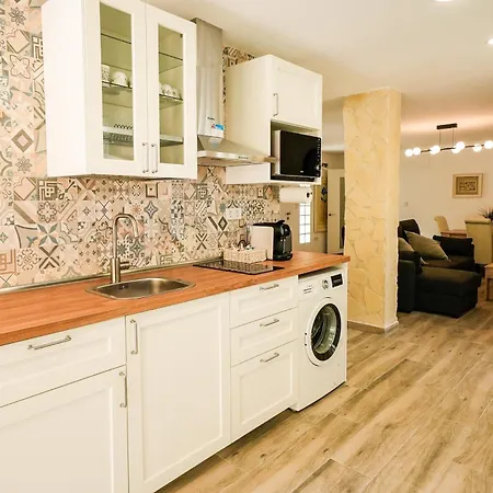Casa Loma Con Terreno Privado Y Parking Compartido - A 800m De Playa Poniente Nyaraló
