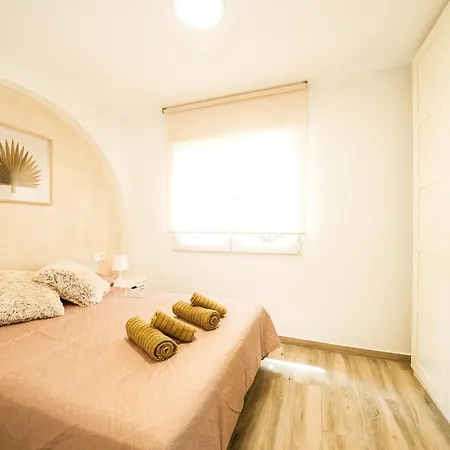 Holiday home Casa Loma Con Terreno Privado Y Parking Compartido - A 800m De Playa Poniente *