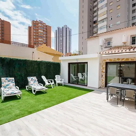 Holiday home Casa Loma Con Terreno Privado Y Parking Compartido - A 800m De Playa Poniente